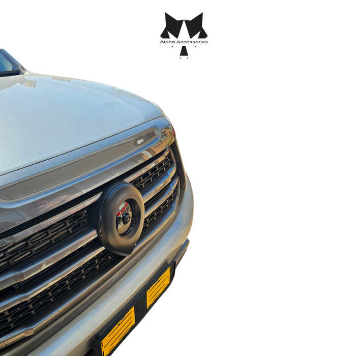 GWM P300 Passenger Front Logo