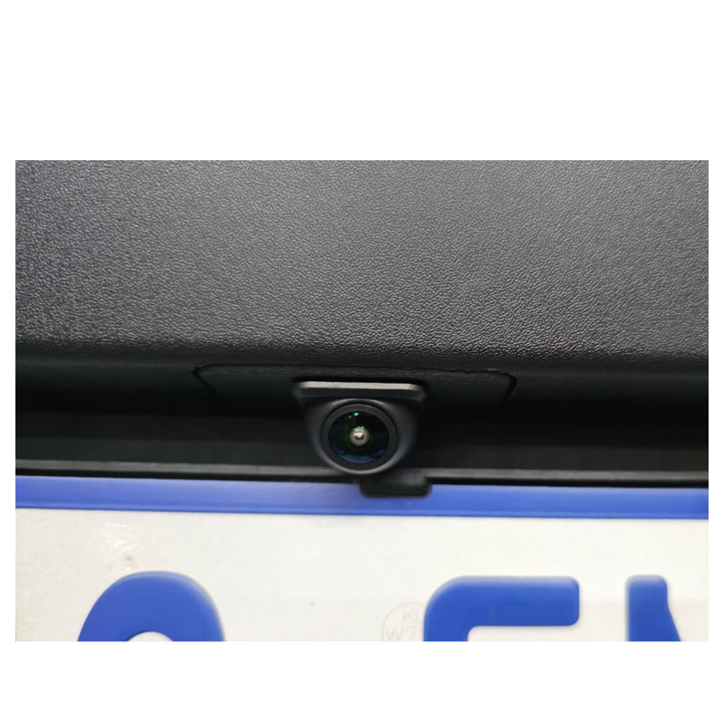 Mahindra 3XO Reverse Camera