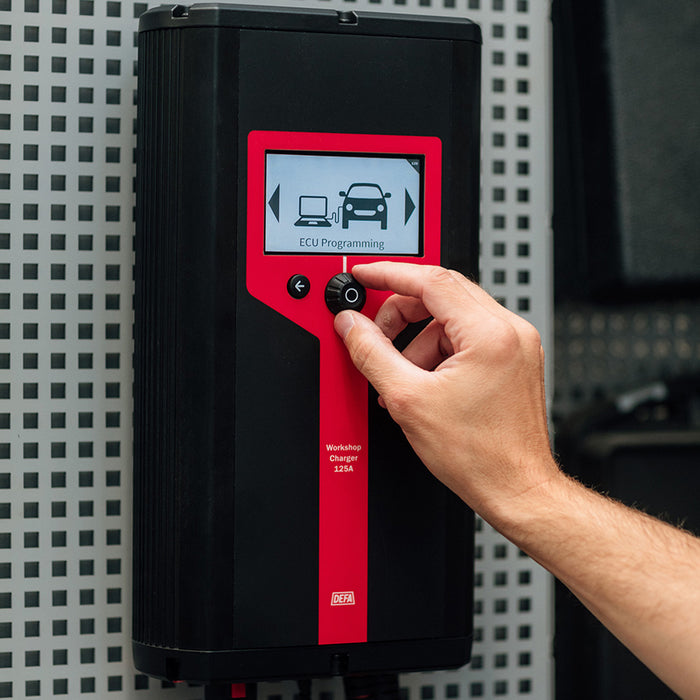 DEFA 12V/24V 125A Workshop Charger