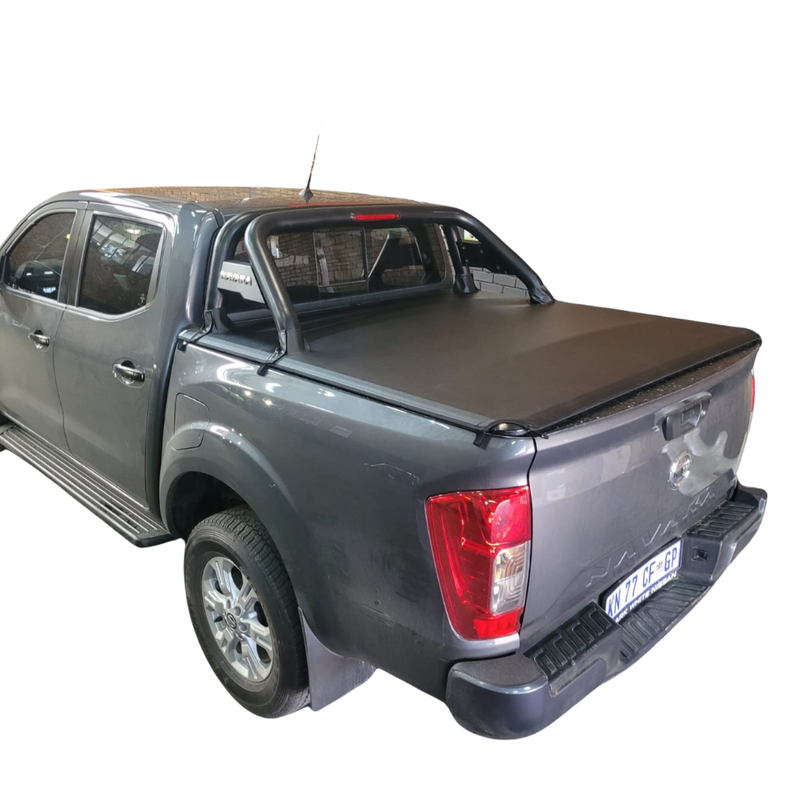 Nissan Navara Clip-on Tonneau Cover