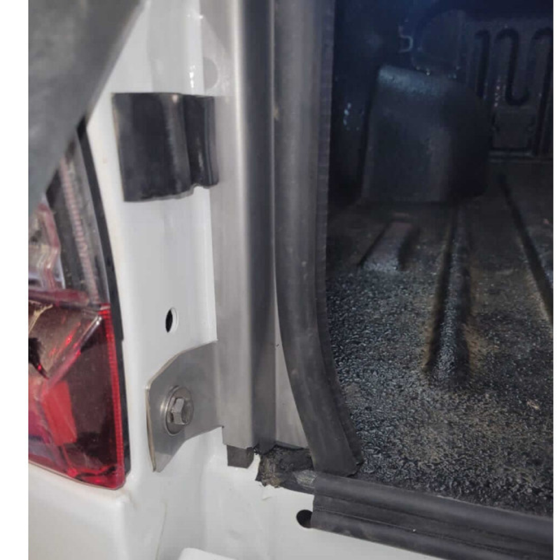 Dust Kit | Toyota Hilux 2016+