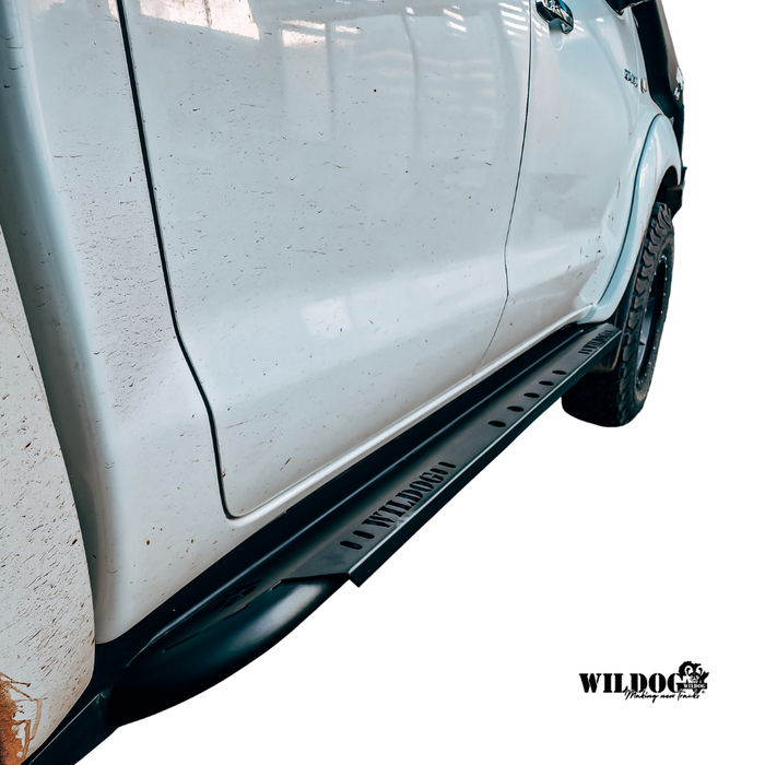 Wildog | Toyota Hilux 2016+ Rock Sliders
