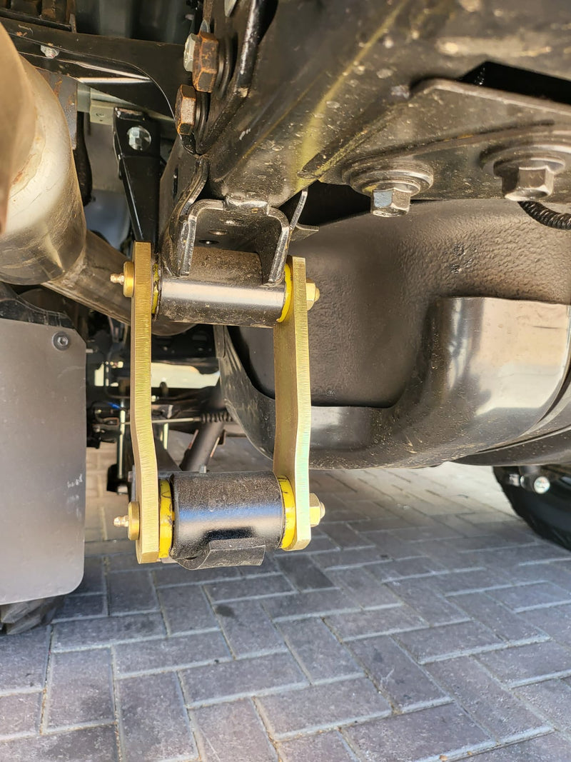 D.A.G | Toyota Land Cruiser 79 Series Extended Shackle Pair