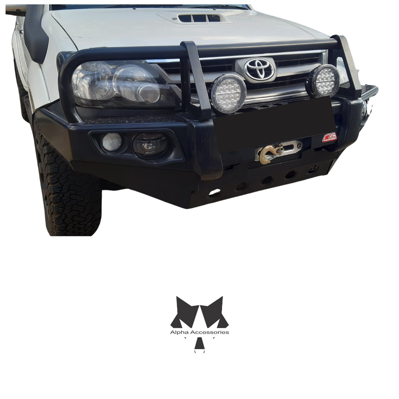 Runva | Toyota Fortuner D4D 2005–2011: Post Type Front Bumper Replacement Bullbar