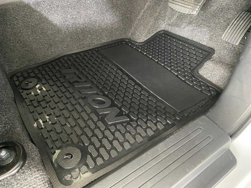 Addo | Mitsubishi Triton Interior Set