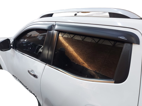 Nissan Navara Windowshields / Rain Deflectors